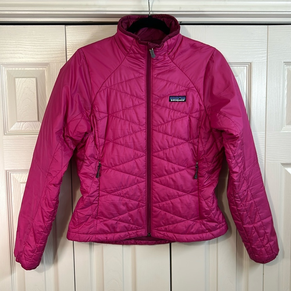 Patagonia Women’s Primaloft Jacket - size Small - Raspberry color